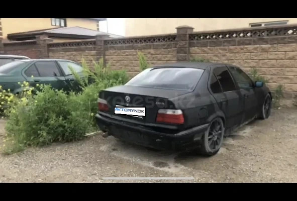 BMW 3 серия 1991 года