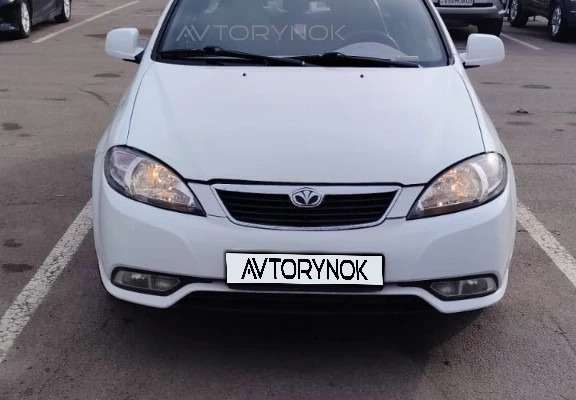 Daewoo Gentra 2015 года