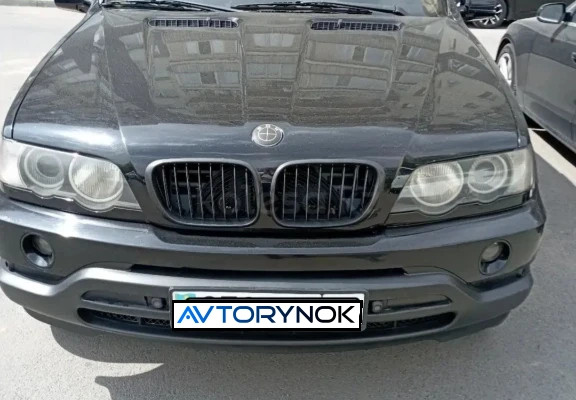 BMW X5 2001 года