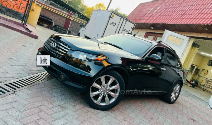 Infiniti FX-Series 2004 года