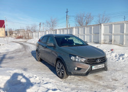 ВАЗ (Lada) Vesta SW Cross 2018 года
