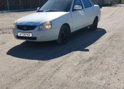 ВАЗ (Lada) Priora 2013 года