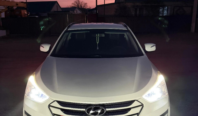 Hyundai Santa Fe 2013 года