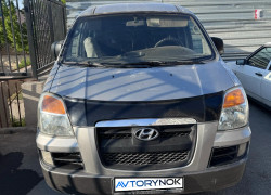 Hyundai Starex 2004 года