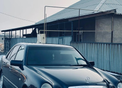 Mercedes-Benz E-Класс 1996 года