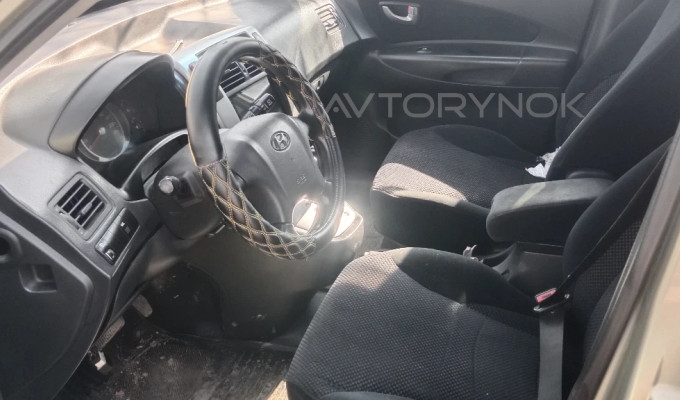 Hyundai Tucson 2005 года