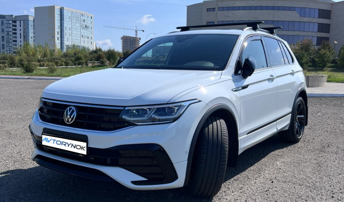 Volkswagen Tiguan 2021 года