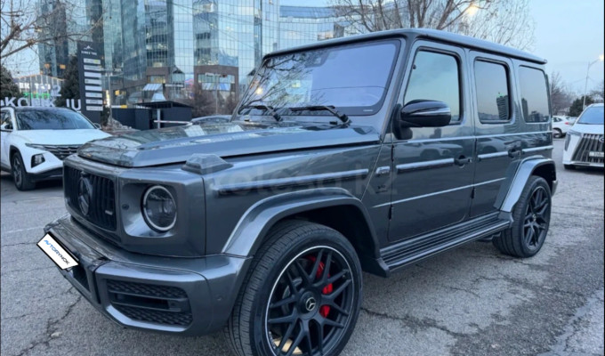 Mercedes-Benz G-Класс 2020 года