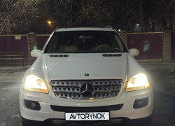 Mercedes-Benz ML-Класс 2007 года