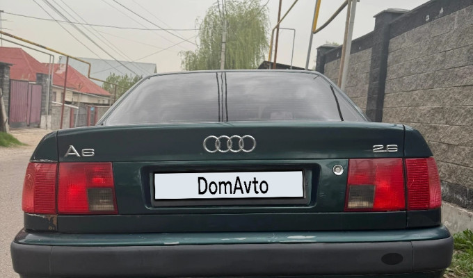 Audi 100 1994 года