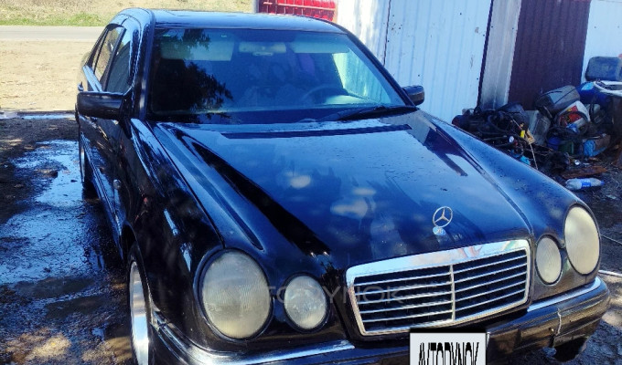 Mercedes-Benz E-Класс 1997 года