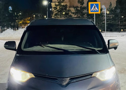 Toyota Estima 2007 года