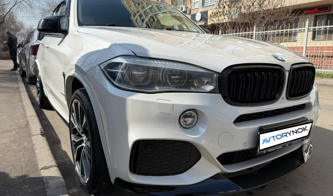 BMW X5 2014 года