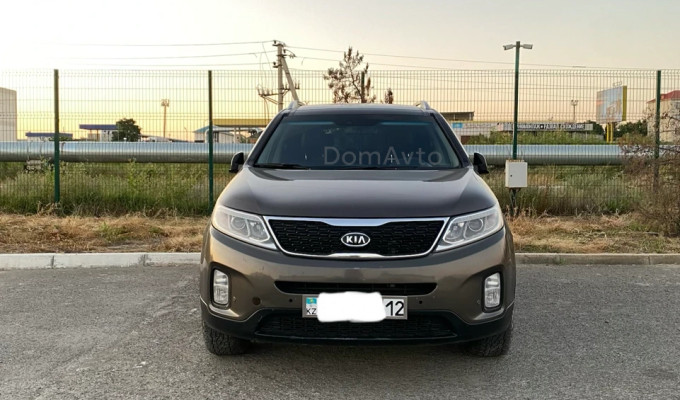 Kia Sorento 2013 года