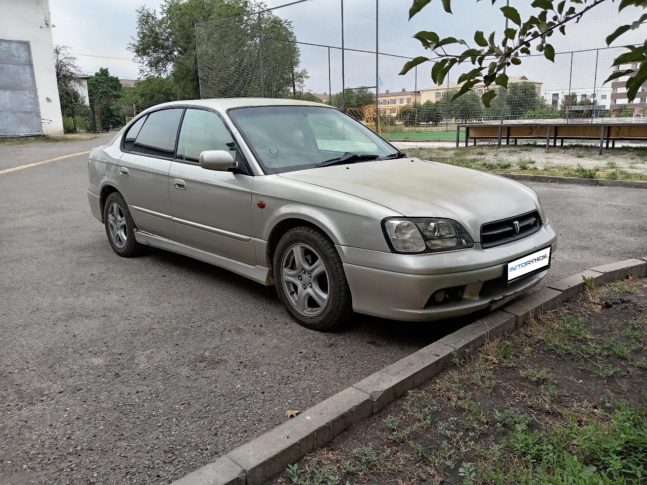 Subaru Legacy, 1999