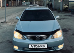 Toyota Camry 2005 года