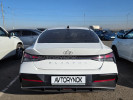 Hyundai Elantra 2024 года