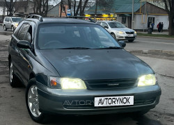 Toyota Caldina 1996 года