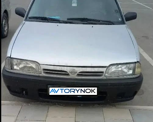 Nissan Primera 1993 года
