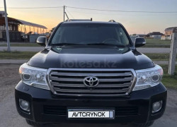 Toyota Land Cruiser 2015 года