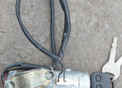 Замок зажигания Subaru Forester