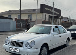 Mercedes-Benz E-Класс 1998 года