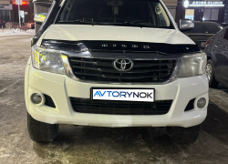Toyota Hilux 2013 года