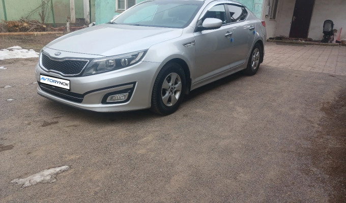 Kia K5 2014 года