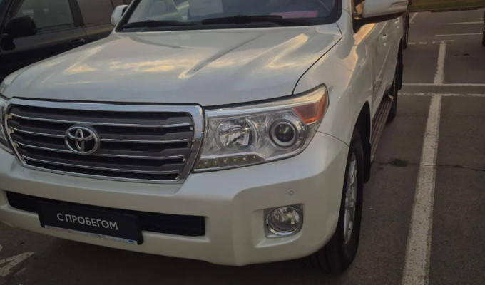 Toyota Land Cruiser 2013 года