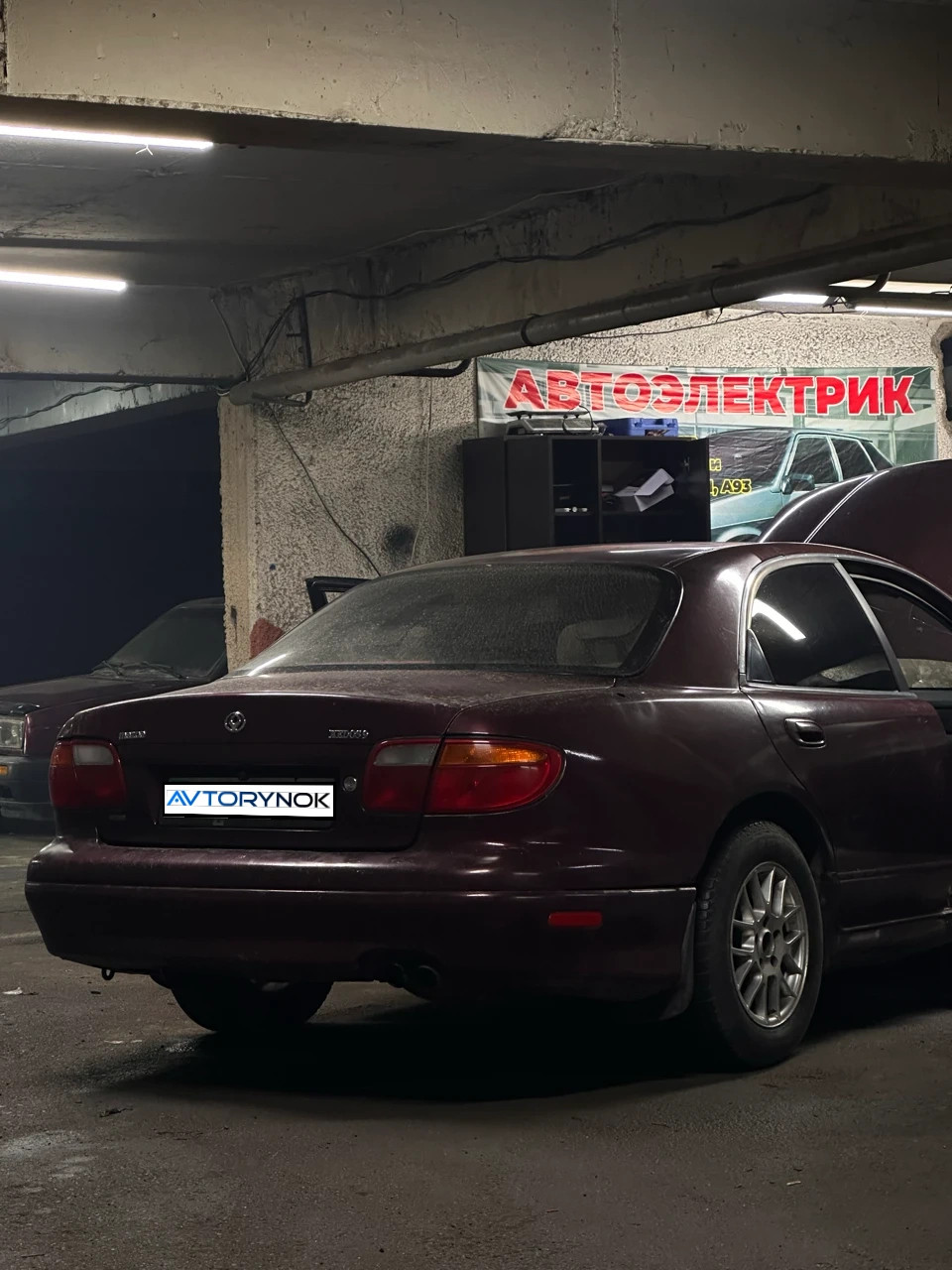 Mazda Xedos 9, 1995