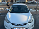 Hyundai Avante 2012 года
