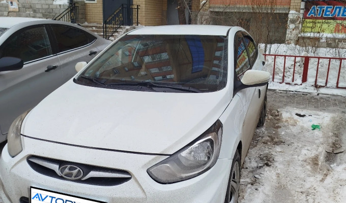 Hyundai Accent 2012 года
