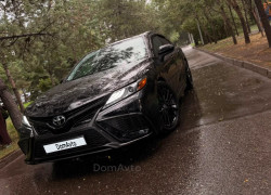 Toyota Camry 2024 года