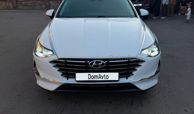 Hyundai Sonata 2022 года