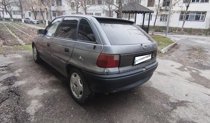 Opel Astra 1992 года
