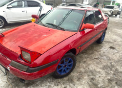 Mazda 323 1990 года