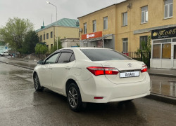 Toyota Corolla 2013 года