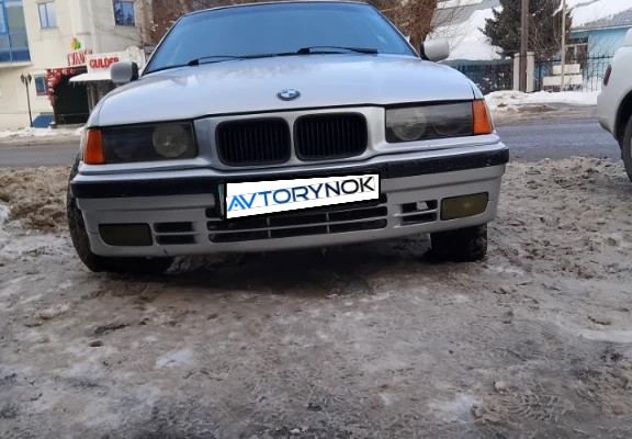 BMW 3 серия 1992 года