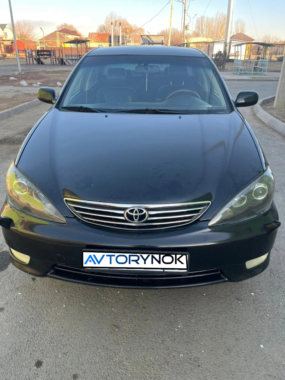 Toyota Camry, 2004