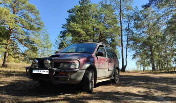 Mitsubishi RVR 1995 года