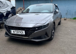 Hyundai Elantra 2022 года
