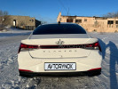 Hyundai Elantra 2021 года