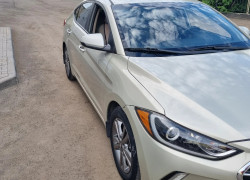 Hyundai Elantra 2018 года