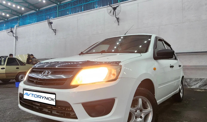 ВАЗ (Lada) Granta 2014 года