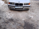 BMW 3 серия 1992 года