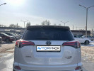 Toyota RAV4 2017 года