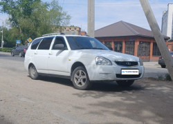 ВАЗ (Lada) Priora 2013 года
