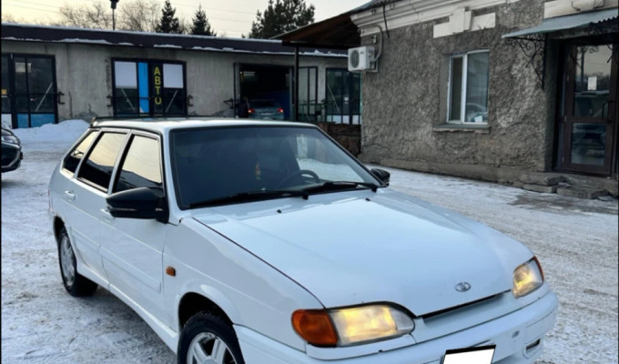 ВАЗ (Lada) 2114 2012 года