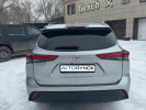 Toyota Highlander 2021 года