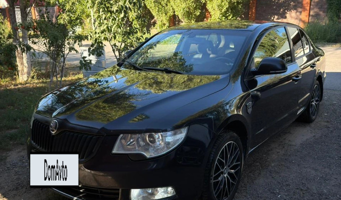 Skoda Superb 2012 года